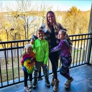 Meet your Posher, Brianne